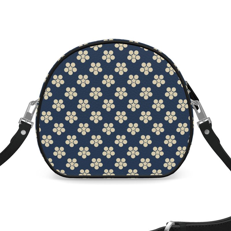 Mahommedan Chinese Daisies Round Box Bag